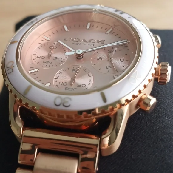 COACH Watch Women display picture 1